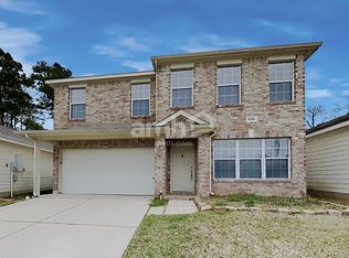 5056 Willow Point Dr, Conroe, TX 77303