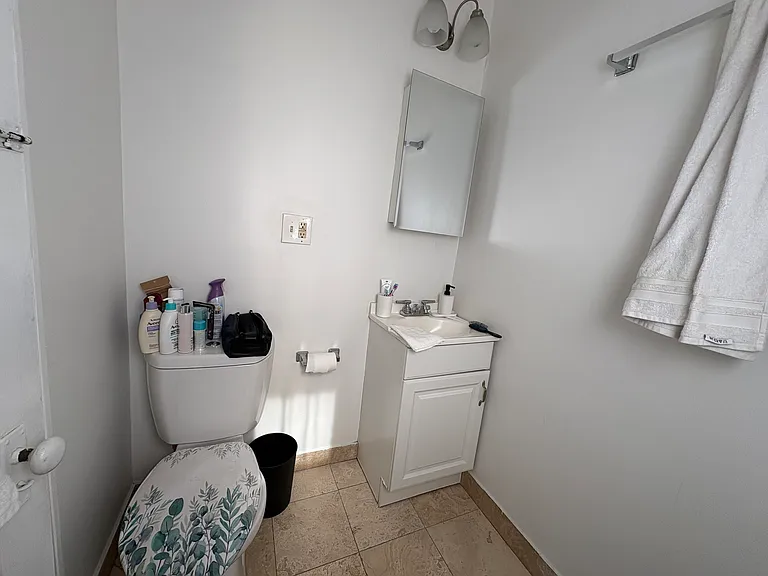 38 Hemenway St #12A — Photo 3