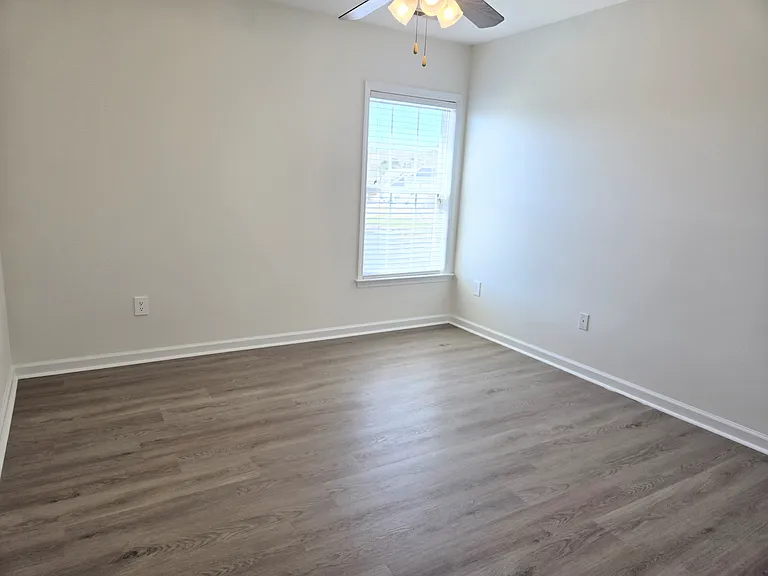 9657 Islesworth Way — Photo 15