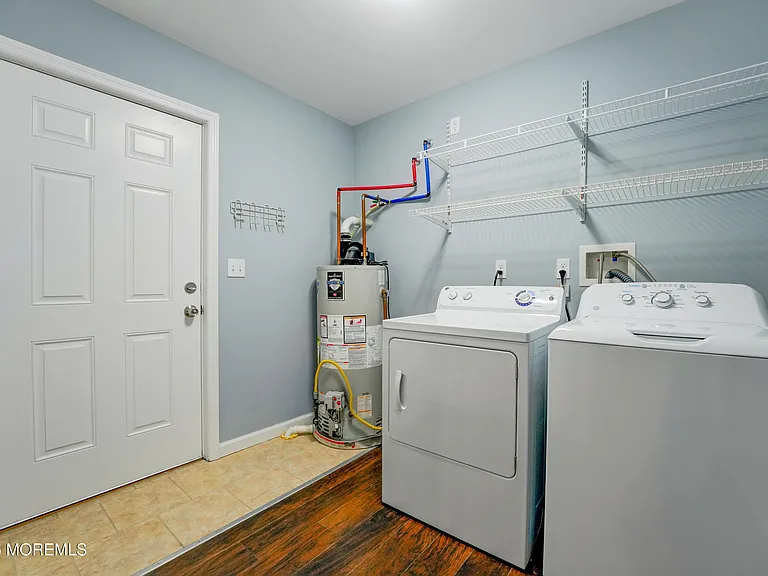 115 Harding Ave #B — Photo 15