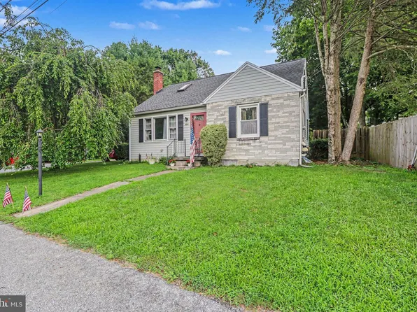 653 Hillside Ave, Hummelstown, PA 17036