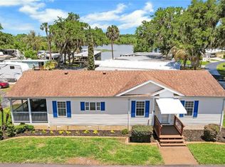 15 Riverview Dr, Fruitland Park, FL 34731