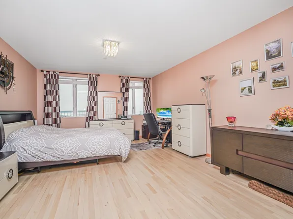 1830 Bath Avenue image 16 of 25