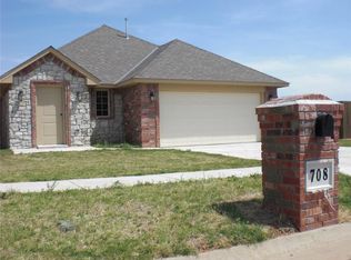 708 Highland Dr, Weatherford, OK 73096