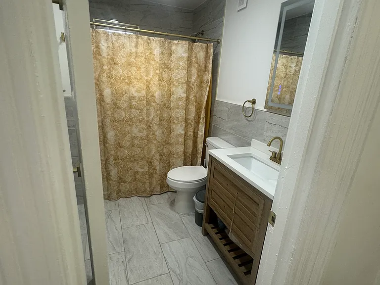 130 E 39th St #2L — Photo 6