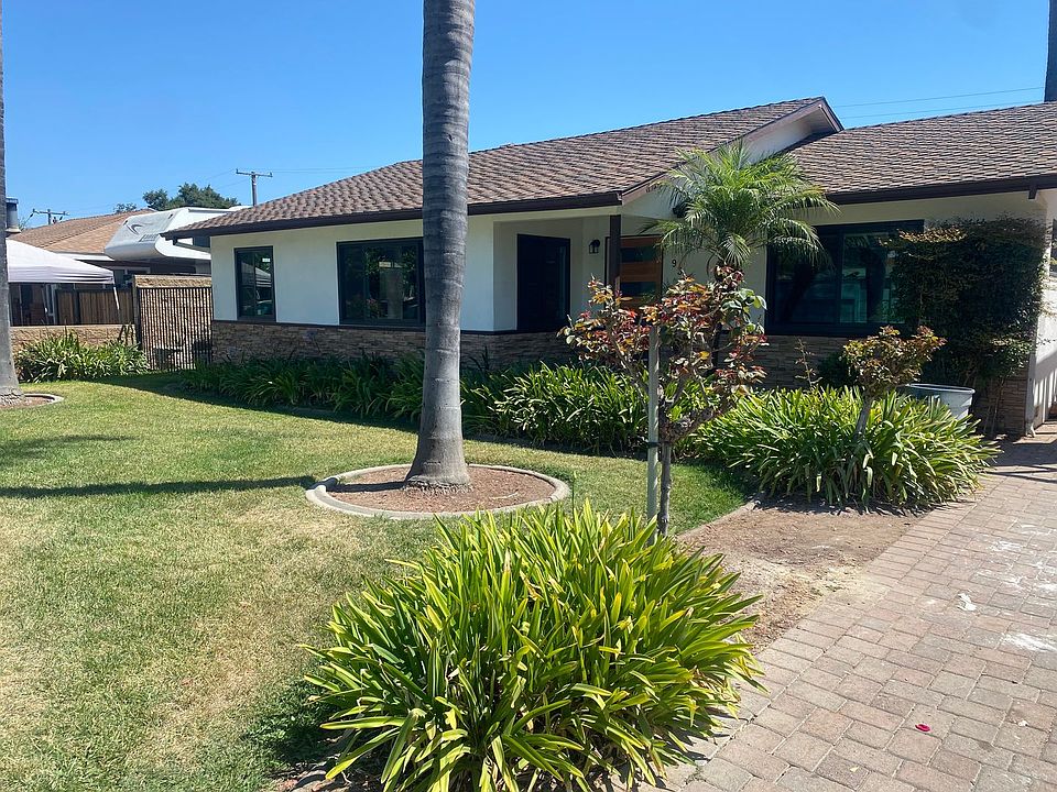 1st image of 935 Devereux Dr