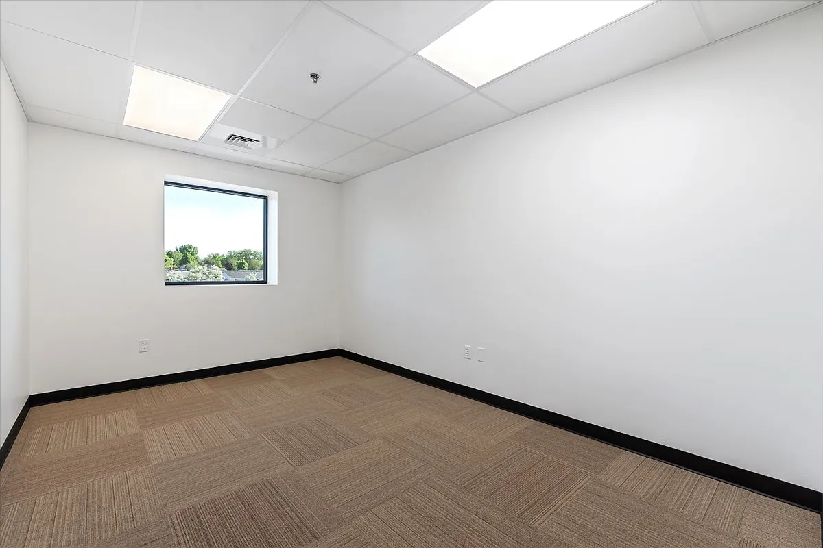 1 bed, 140 sqft, $800 — Photo 2