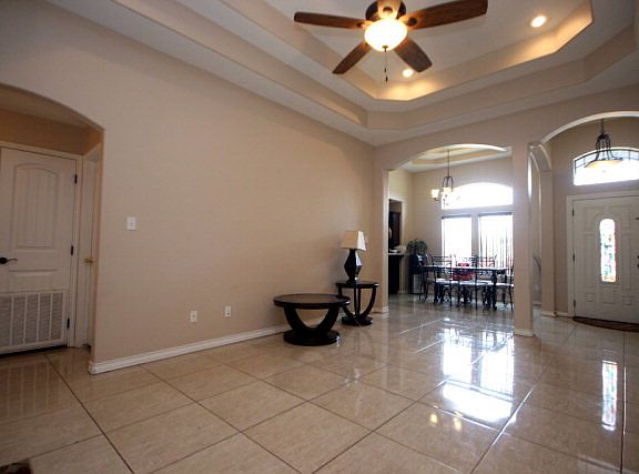 5th image of 2308 Continental St