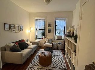 241 W 15th St #4R, New York, NY 10011
