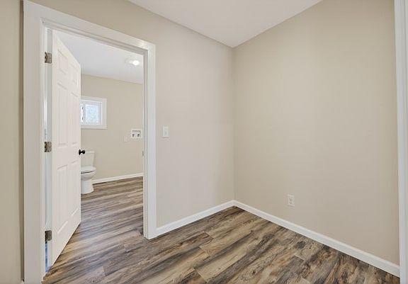 5th image of 1934 Outlet Rd