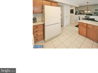 22 Spruce Ct, Newtown, PA 18940