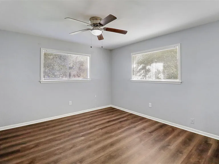 238 Sleepy Hollow Dr — Photo 22