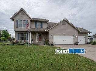 2521 E 58th St, Davenport, IA 52807