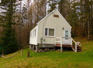17 Hoyt Run, Stewartstown, NH 03576