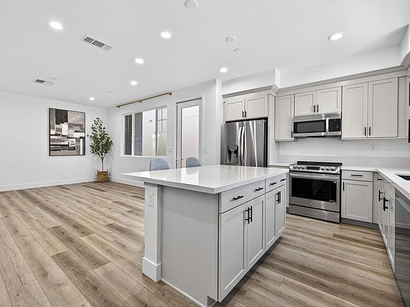 3rd image of 2782 Bella Circle