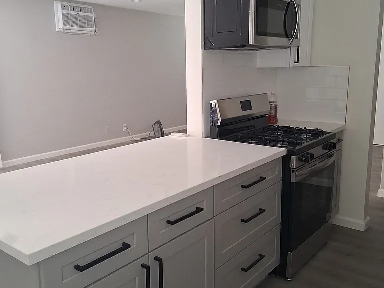 905 Mariposa St #A — Photo 11