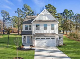 540 S Lincoln St S #6, Benson, NC 27504