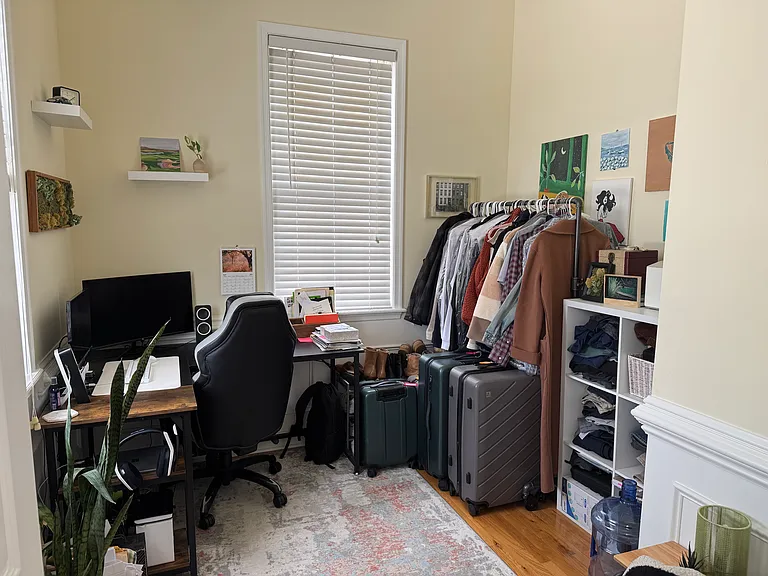 1 Kings Ct #5 — Photo 8