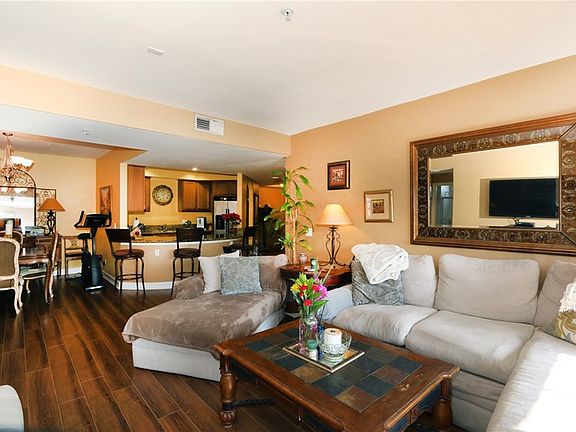 4th image of 14343 Burbank Blvd APT 202