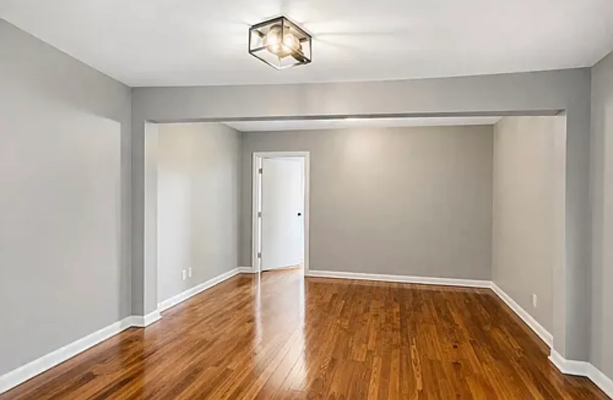 Building Photo - 164 Ravine Ave #2D