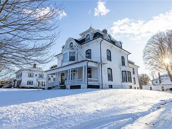 3rd image of 274 Harris Ave