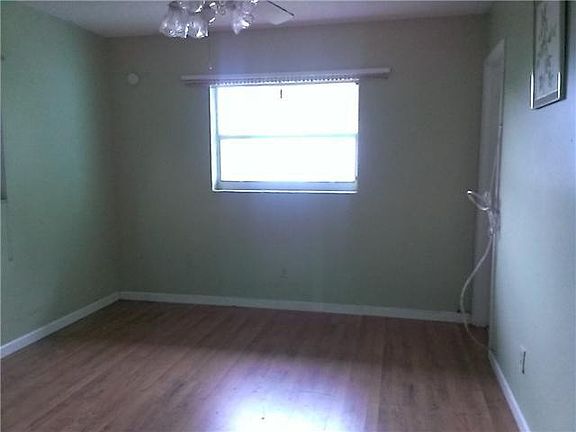 5th image of 1108 NW 61st Avenue