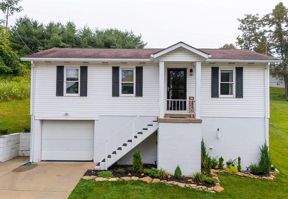 1st image of 68462 Woodcroft Dr