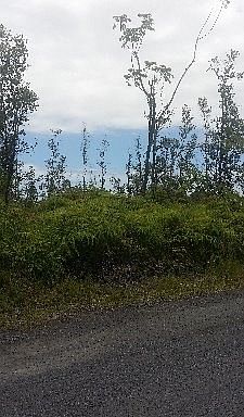 3rd image of 17th St Lot 596