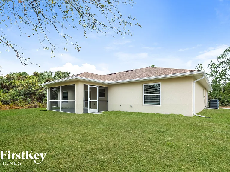 3809 Everglades Ter — Photo 15