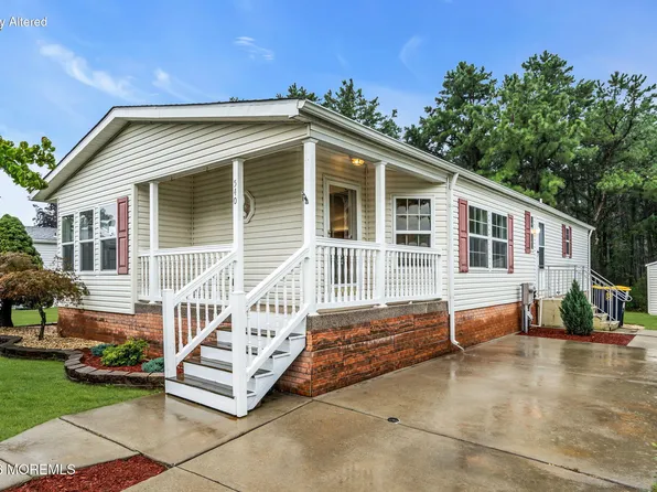 540 Momosa Drive, Whiting, NJ 08759