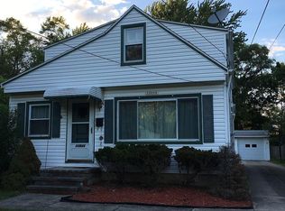 23046 Summerland Ave, North Olmsted, OH