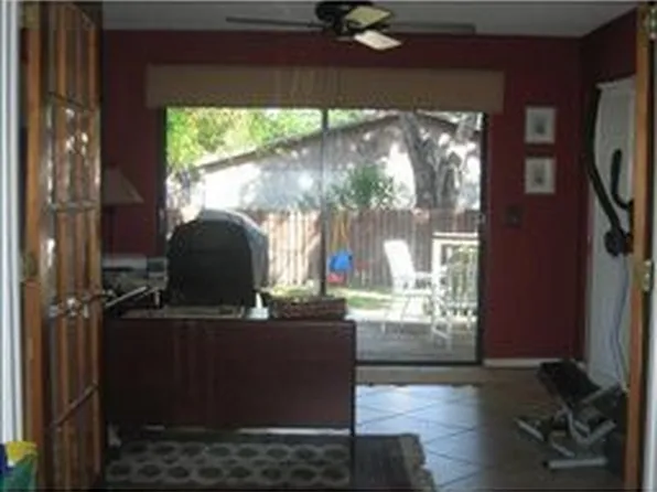 4419 Waltham Ave, Tampa, FL 33634