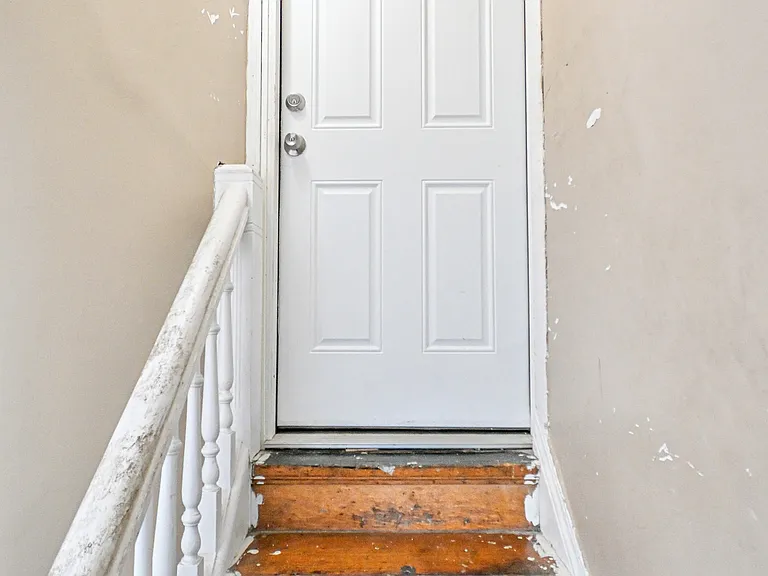 962 Hawthorne Ave #2 — Photo 35