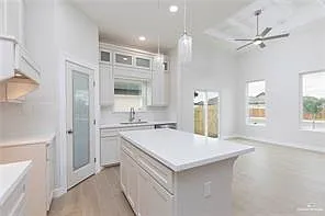 2405 Northgate Ln — Photo 4