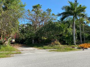 2573 Honey Rd, North Palm Beach, FL 33403