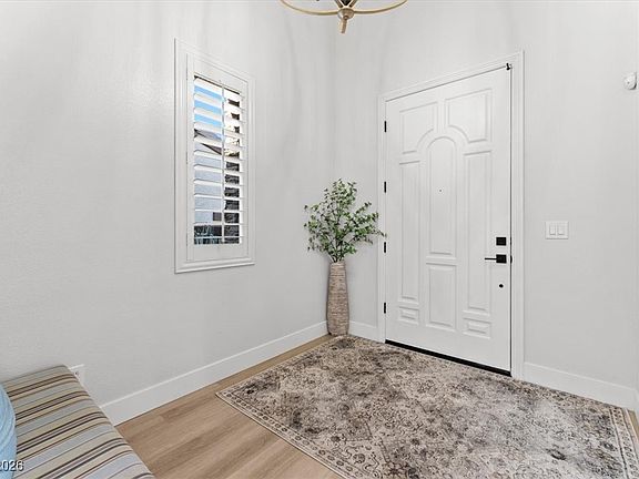 5th image of 1733 Choice Hills Dr