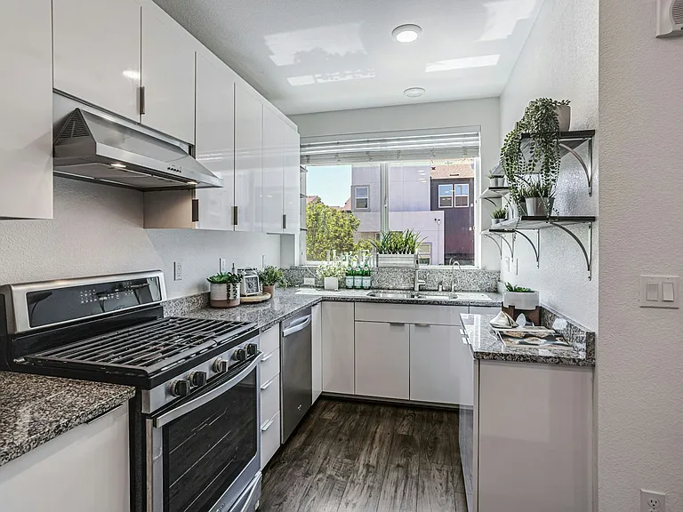 1833 Newbury Park Dr — Photo 12