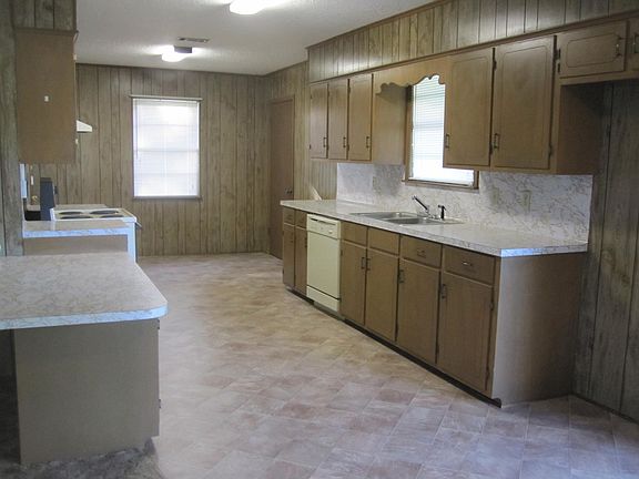 4th image of 8277 Ponderosa Dr