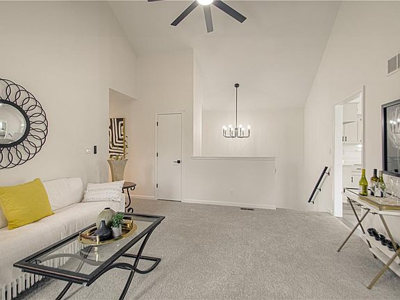 5th image of 2611 N 157th Ter
