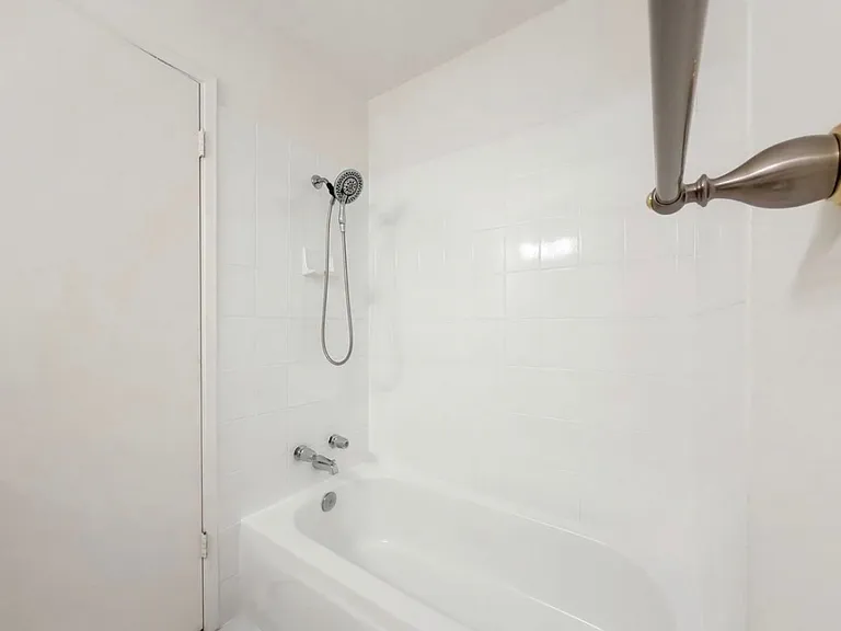 7224 Regard Way — Photo 11