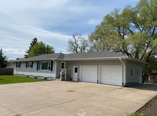 1519 Thompson St, La Crosse, WI 54601