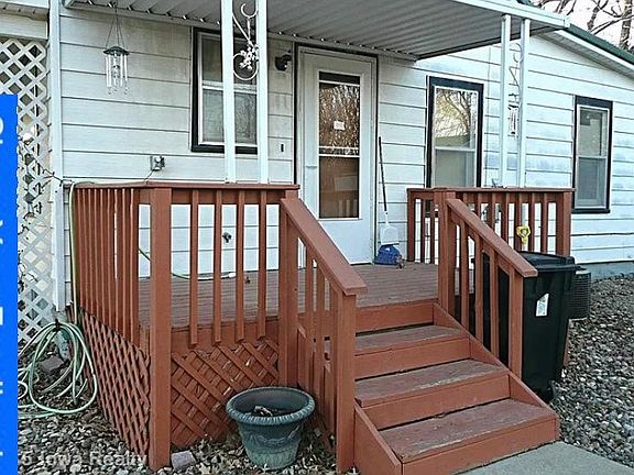 2nd image of 905 N Depot St