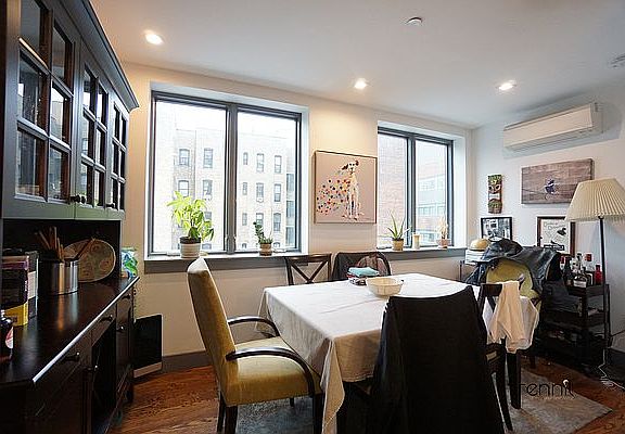 3rd image of 1016 Carroll St APT 4A