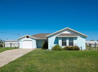 223 Allen M Parks Dr, Rockport, TX 78382