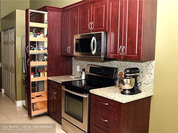3rd image of 8119 NW 100th Ln #92