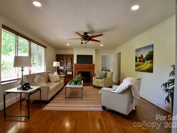 329 N Milford Dr, Salisbury, NC 28144