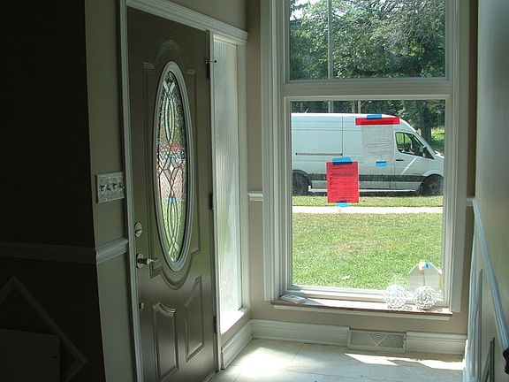 2nd image of 1041 Forest Hills Ave