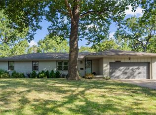 11004 W 71st St, Shawnee, KS 66203