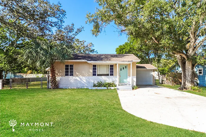 1314 Friend Ave — Photo 1
