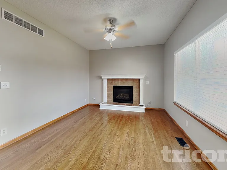 432 Granite Dr — Photo 3